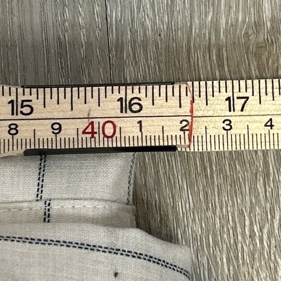 Banana Republic Ivory Pinstripe Wrap Skirt Tie Waist Tailored‎ Minimalist Sz 10P - Picture 10 of 10